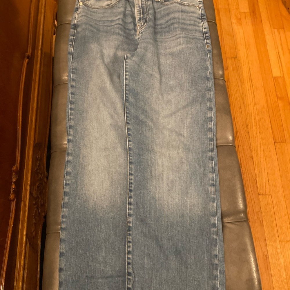 Frame Denim Light Blue Jeans